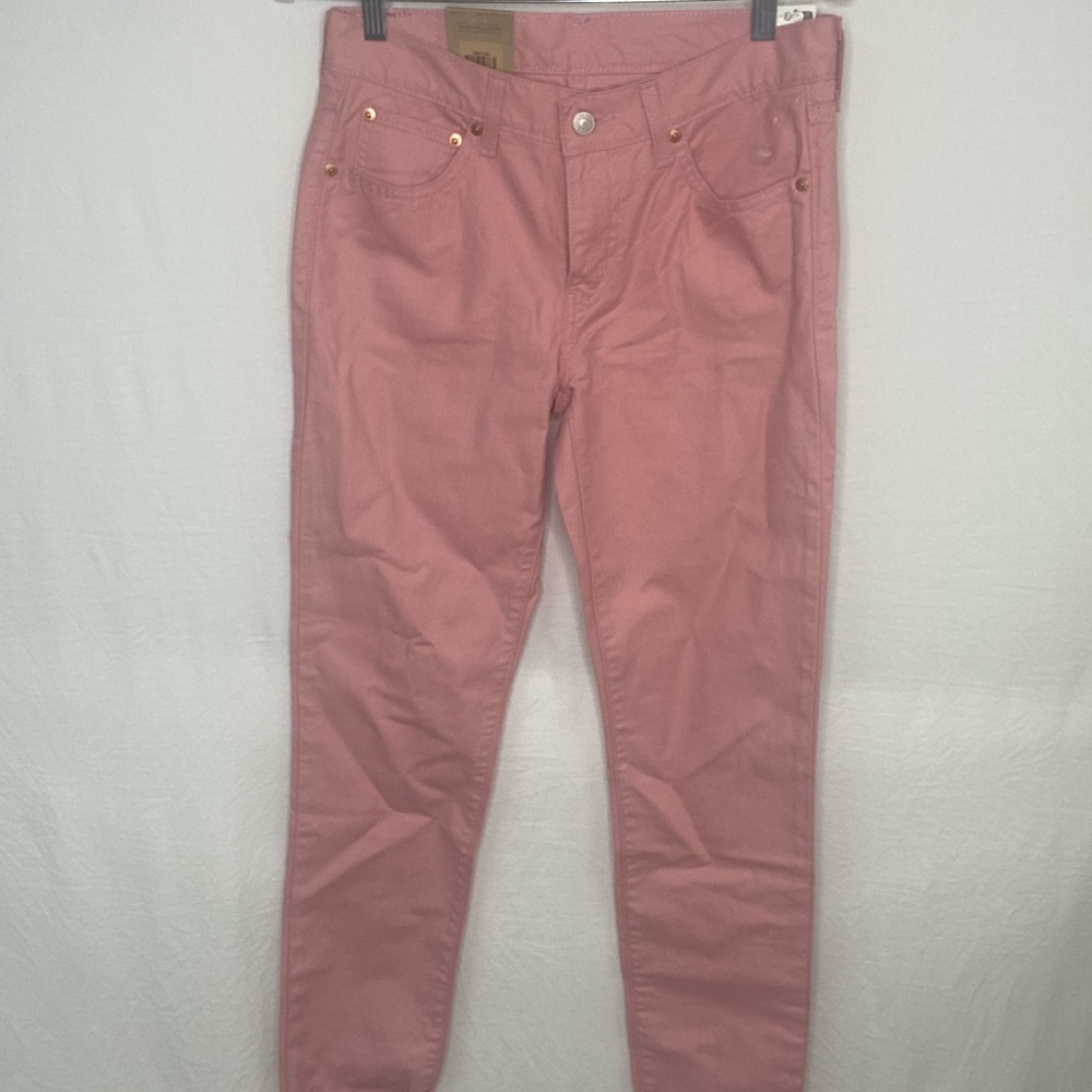 Levis, nwt pink color, size W27 x L 32 - Picture 1 of 7